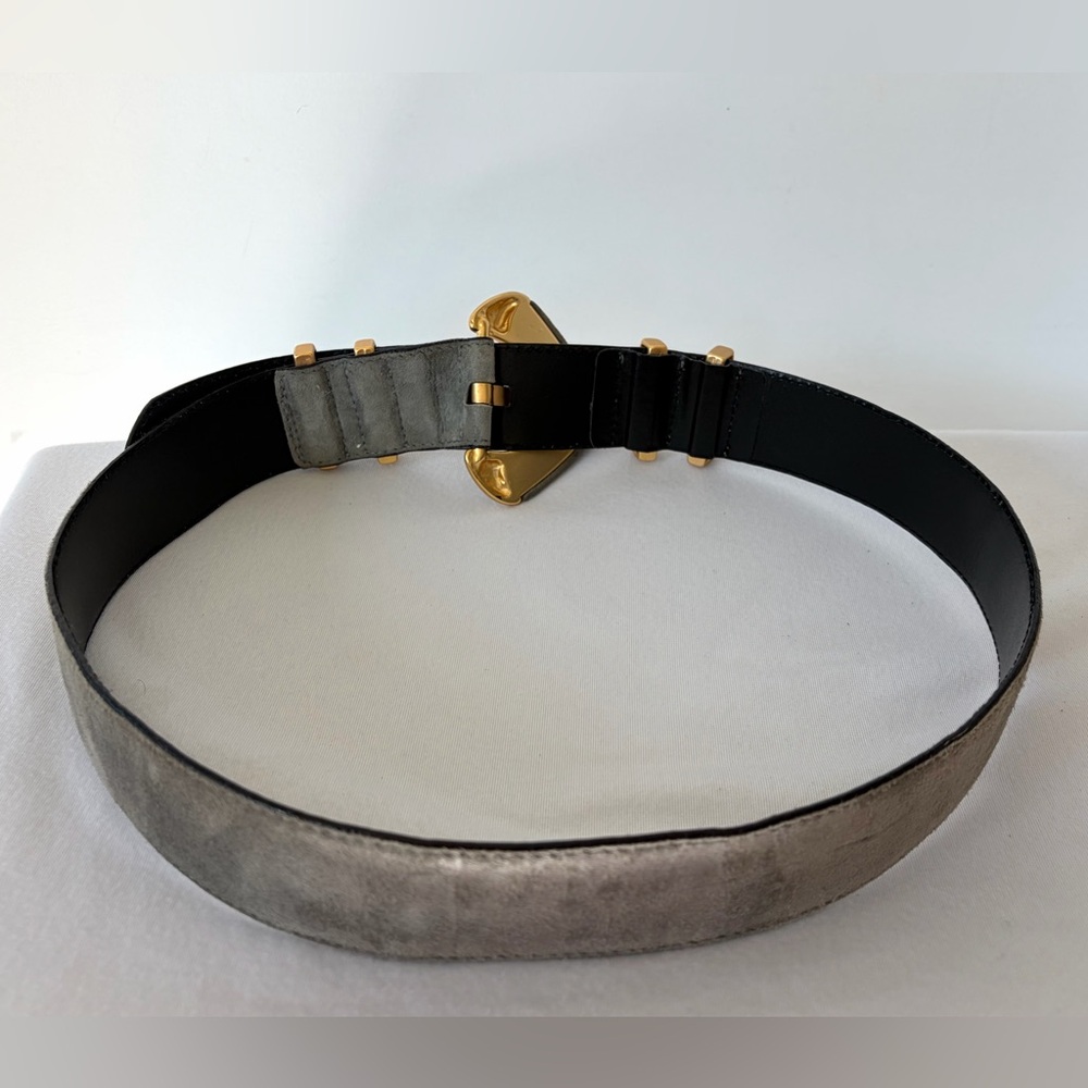 Escada Suede statement belt, matte gold hardware, suede buckle, L, 33-36” - Picture 5 of 9